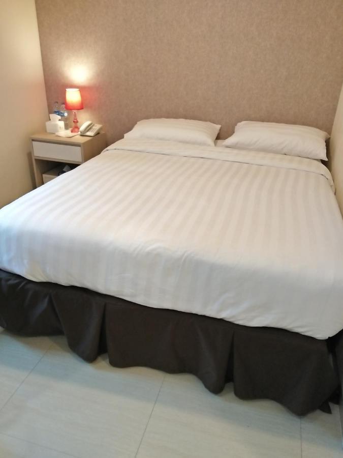 Kitara Hotel Jakarta Zimmer foto